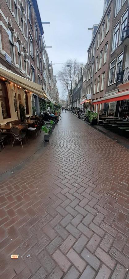 Charlotte, Not For Parties, Not A Hotel, Room With Shared Bathroom, No Kitchen Amsterdam Esterno foto