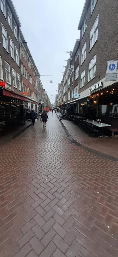 Charlotte, Not For Parties, Not A Hotel, Room With Shared Bathroom, No Kitchen Amsterdam Esterno foto