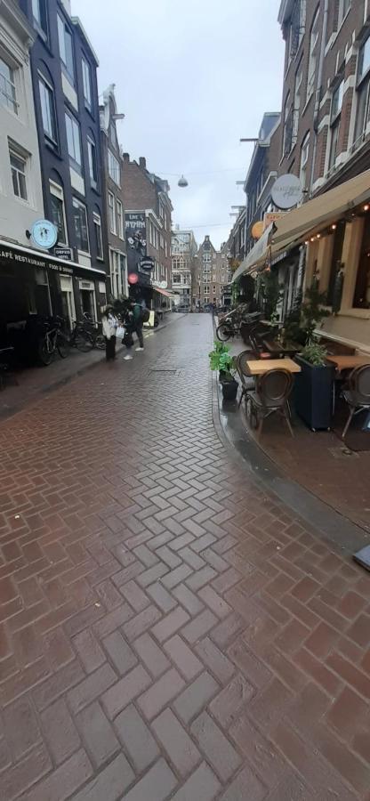 Charlotte, Not For Parties, Not A Hotel, Room With Shared Bathroom, No Kitchen Amsterdam Esterno foto